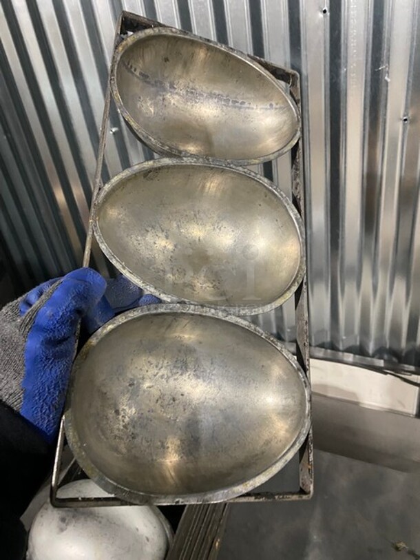 All One Money! All Stainless Steel Egg Shape Medium Cake Molds! - Image 3 of 4