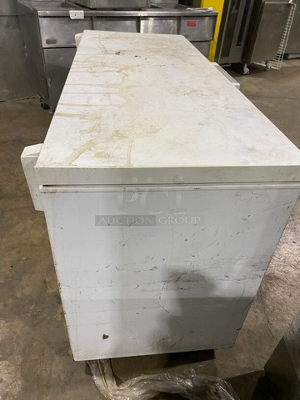Arctiko Commercial Reach Down Chest Freezer! With Hinged Top Lid! Model: SF500 SN: 20170852996 120V - Image 4 of 8