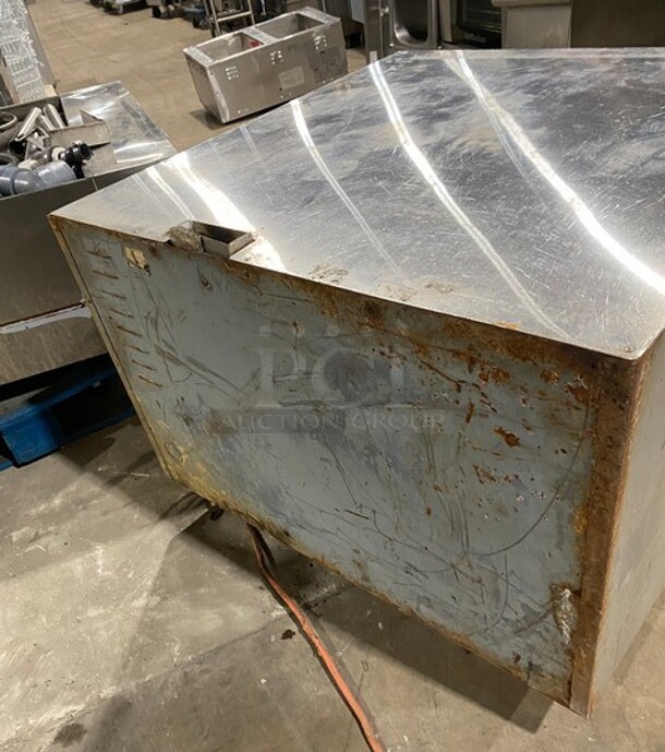 Toastmaster Stainless Steel Electric Pizza Oven! - Image 3 of 7