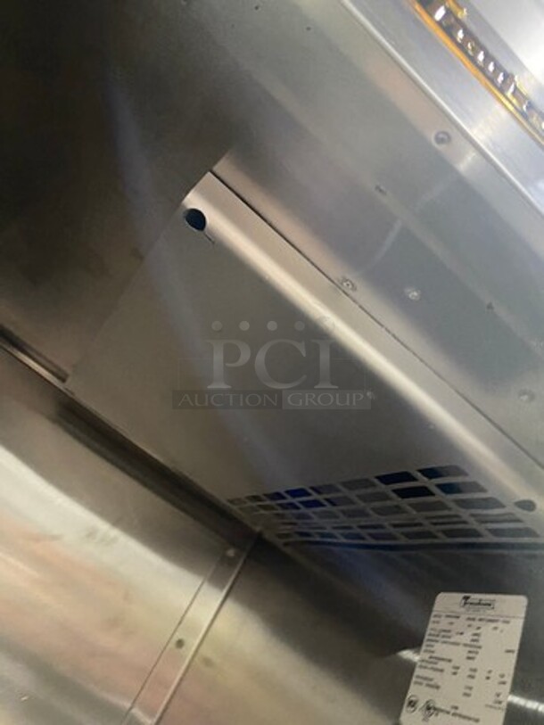 Traulsen Commercial Single Door Reach In Refrigerator! Solid Stainless Steel! On Legs! Model: RHT132WUTFHS SN: T92797D05 115V 60HZ 1 Phase - Image 6 of 9