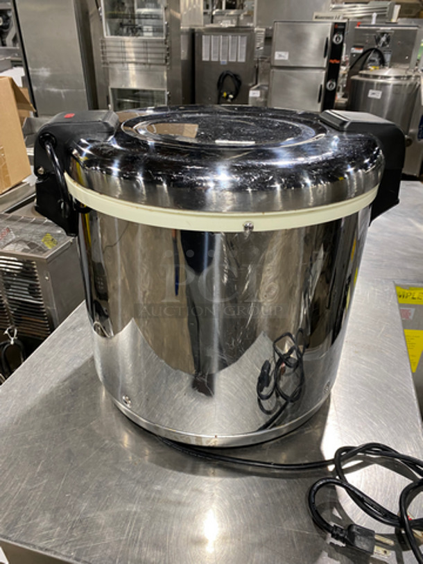 Amko Commercial Countertop Rice Warmer/ Holder! Stainless Steel Body! FOR COOKED RICE ONLY, NOT A COOKER! Model: SEJ22000 SN: 1402150136 120V 60HZ 1 Phase - Image 3 of 6