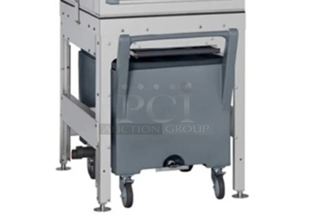 BRAND NEW SCRATCH AND DENT! Scotsman ICS730-4 30" Ice Bin - 652 lbs. Goes GREAT w/ Lots 165 and 172! - Image 1 of 3