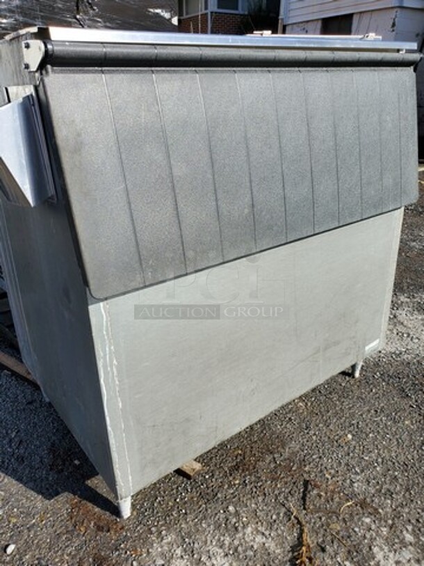 HOSHIZAKI B-700PD Ice Bin, 700 LBS Storage