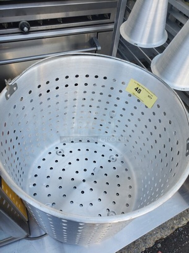 Vegetable Colander w/ 17" Bowl Diameter, Aluminum 18X18X17 - Image 5 of 5