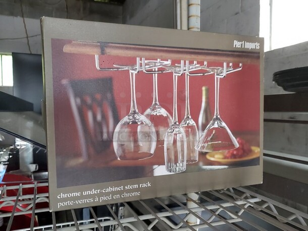 Chrome under-cabinet rack BIDX3! - Image 2 of 2