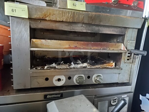 CPG Natural Gas Salamander (Missing a knob) 35X20X22 - Image 2 of 3