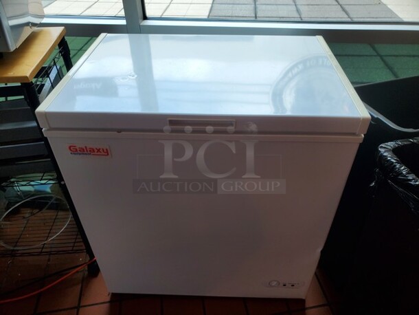 Galaxy 177CF5 Commercial Chest Freezer, Tested & Working! - Image 3 of 6