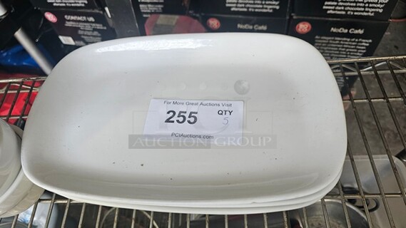 Lot of 5 Plates