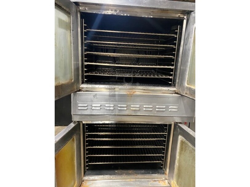 SWEET! Blodgett Natural Gas Powered Double Stacked Bakers Depth Convection Oven! With Metal Racks! With View Through Doors! On Legs! 2 X Your Bid Makes One Unit!
 - Image 5 of 8