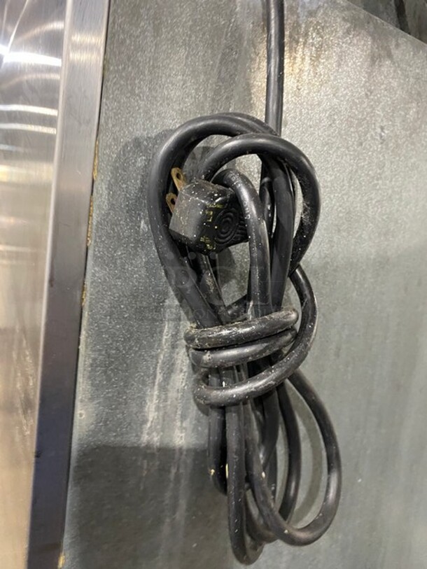 Victory Commercial Single Door Reach In Freezer! All Stainless Steel! On Legs!  - Image 8 of 8