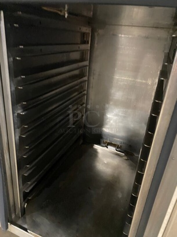 FWE Commercial 2 Door Food Warming/Holding Cabinet! All Stainless Steel! On Casters! Model: HLC16CHP SN: 154541504 120V - Image 6 of 9