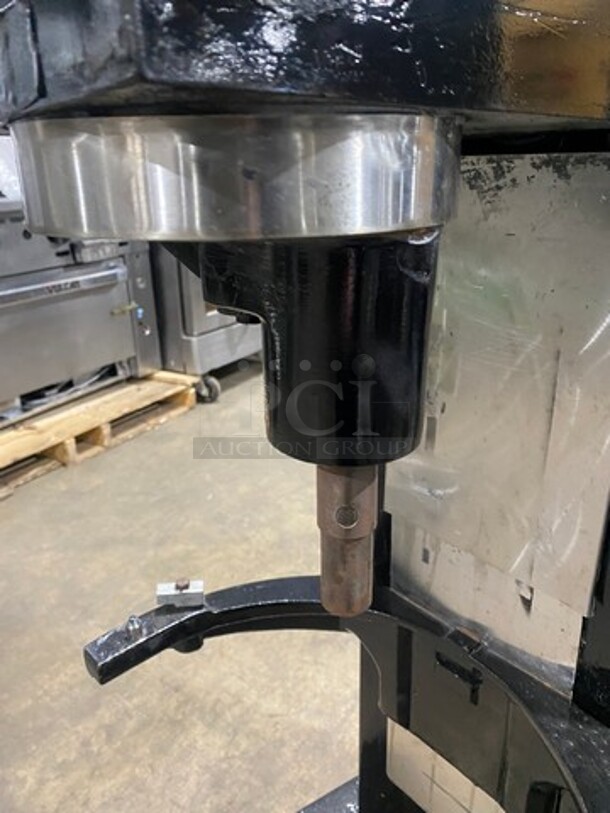Univex Commercial Planetary Mixer! Model: M30 1 Phase - Image 5 of 10
