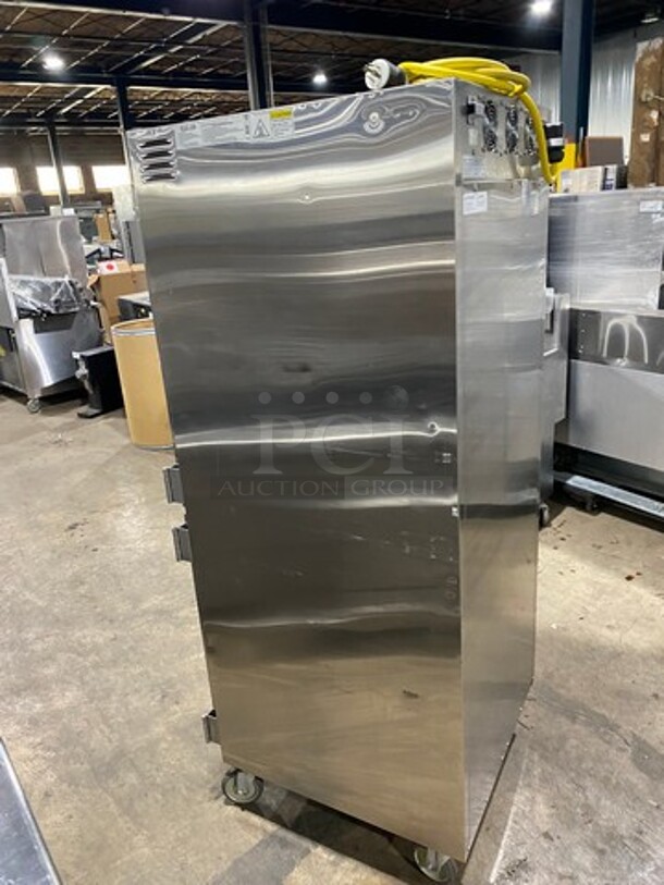 Cres Cor Commercial Electric Powered Split Door Roast-N-Hold Oven! All Stainless Steel! On Casters! Model: RO151FUA12DE4803Z SN: JBIJ0005151635 480V 60HZ 3 Phase - Image 4 of 9