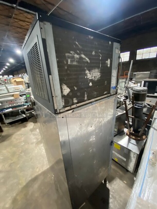 Ice-O-Matic Commerical Ice Making Machine! On Commercial Ice Bin! All Stainless Steel! On Legs! 2x Your Bid Makes One Unit! Model: ICE0400HA4 SN: 11081280011611 115V 60HZ 1 Phase - Image 4 of 9