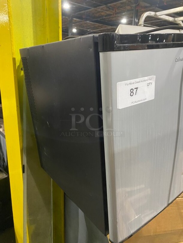 Culinair Stainless Steel Countertop Mini Refrigerator! Model: AF100S - Image 2 of 7