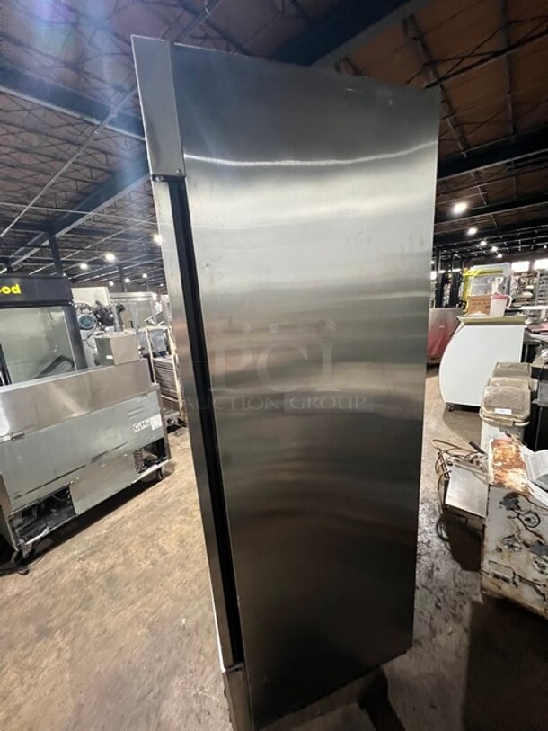 True Commercial 3 Door Reach In Cooler! With Poly Coated Racks! All Stainless Steel! Model: TS72 SN:12884807 115v - Image 2 of 12