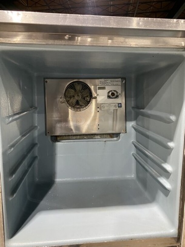 Delfield One Door Lowboy/Worktop Cooler! Model 406Star2 Serial 0710152003484! On Casters!  - Image 5 of 7