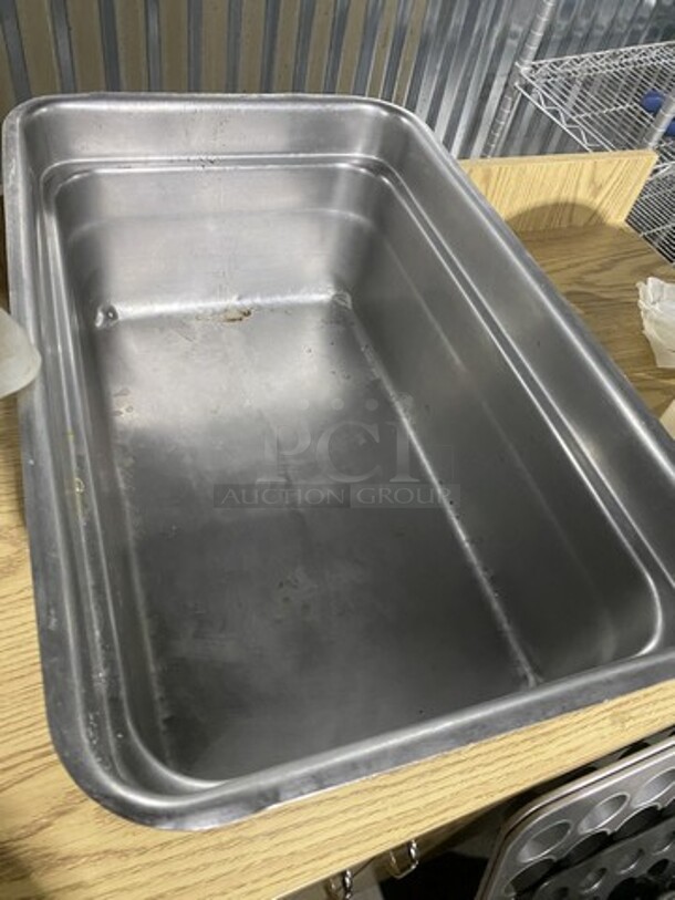 Commercial Assorted Food Pans! 4 X Your Bid! - Image 5 of 9