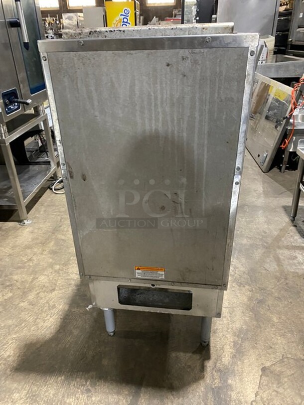 LATE MODEL! 2018 Pitco Frialator Commercial Natural Gas Powered 75Lb, 5 Burner Deep Fat Fryer! With Metal Frying Baskets! All Stainless Steel! On Legs! Model: SG18 SN: G18KB069162 - Image 4 of 9