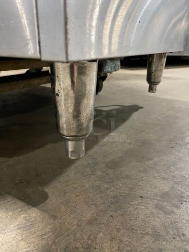 US Range Commercial Natural Gas Powered 6 Burner Stove! With Raised Back Splash! With Oven Underneath! All Stainless Steel! On Legs! - Image 9 of 10