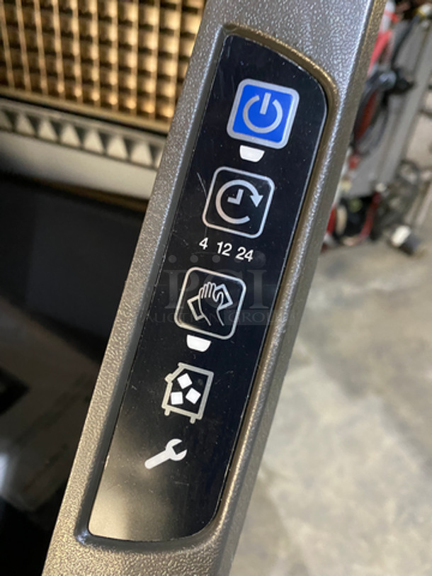 COOL! LATE MODEL! Manitowoc Commercial Ice Machine Head! Stainless Steel Body! On Legs! Model: UDF0190A161B SN: 310465780 115V 60HZ 1 Phase - Image 7 of 9