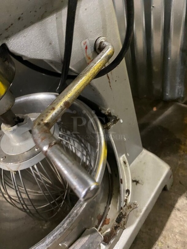 Anvil Commercial 20 Quart Planetary Stand Mixer! With Stainless Steel Bowl! With Mixer Attachment! 110V 1 Phase! Model: MIX0020 SN: 01020622! - Image 8 of 10