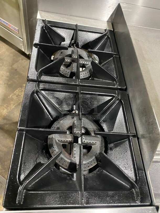 CPG Commercial LP Powered Flat Top Griddle Stove With Left Side 2 Burner! Griddle Has Side Splashes! With Raised Back Splash And Salamander Shelf! With 2 Oven Underneath! Metal Oven Racks! All Stainless Steel! On Casters! Working When Removed! Model: S60G48L SN: 09227429 - Image 6 of 12
