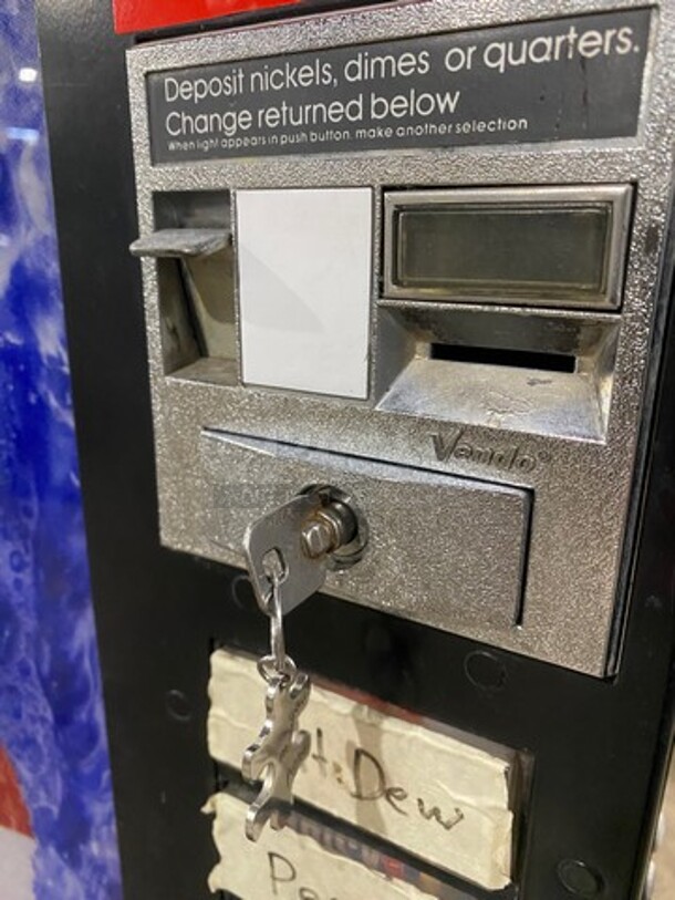 Vendo Commercial Drink Vending Machine! With Bill And Coin Acceptor! With Keys! - Image 7 of 12