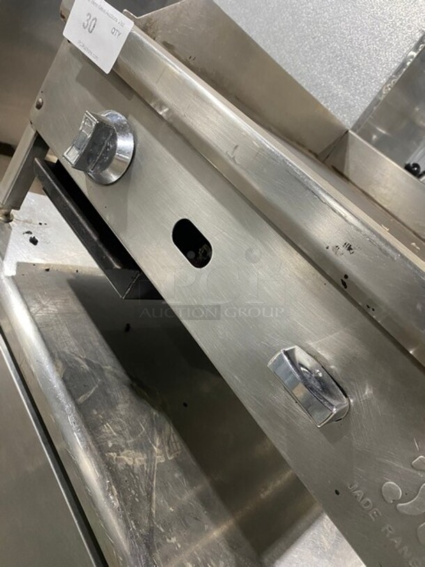Jade Range Commercial Countertop Natural Gas Powered Flat Top Griddle! With Back And Side Splashes! All Stainless Steel! On Small Legs! - Image 6 of 7