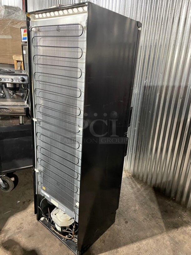 Vestfrost Commercial Wine Cooler! SN: 20040407600 115v  - Image 4 of 9