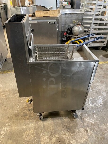 Pitco Natural Gas Deep Fat Fryer! With Baskets! All Stainless Steel! On Legs!   - Image 4 of 8