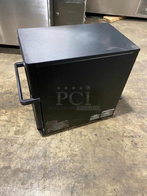 AMAZING! Late Model 2022 Merry Chef Countertop Rapid Cook Turbo Oven! 208/240V 1Phase!  - Image 3 of 9