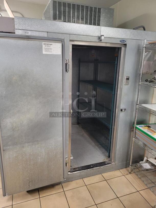 Norlake SELF CONTAINED 6'x6'x6' Walk In Cooler with Floor 208-230 Volt 1 Phase Pictures Show Unit In Place Before Removal. - Image 2 of 12