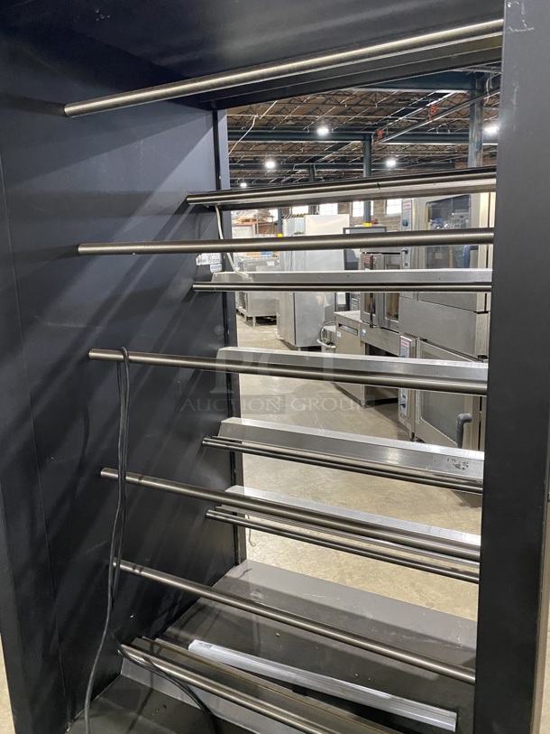 Lakeside Commercial Portable Dry Deli/Bakery Display Rack Merchandiser! On Casters! - Image 5 of 7