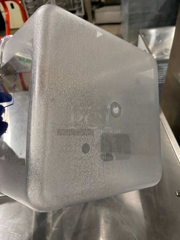 Carlisle Clear Poly 12 QT Food Containers! 3x Your Bid! - Image 5 of 6