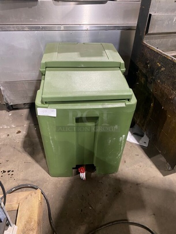 NICE! Cambro Green Poly Ice Caddy! With Drain Spout!