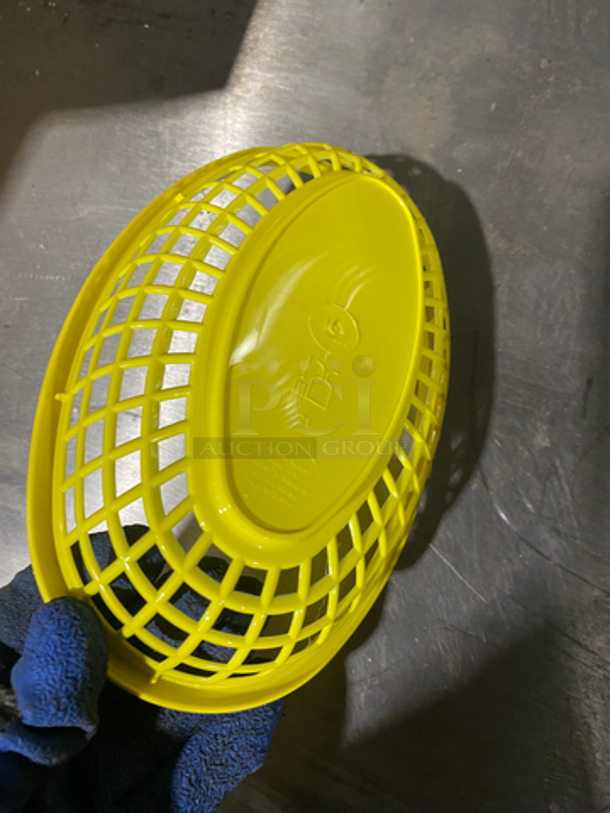 NEW! IN THE BOX! ALL ONE MONEY! 3DZ Tablecraft Yellow Poly Oval Fast Food Serving Baskets! - Image 6 of 6