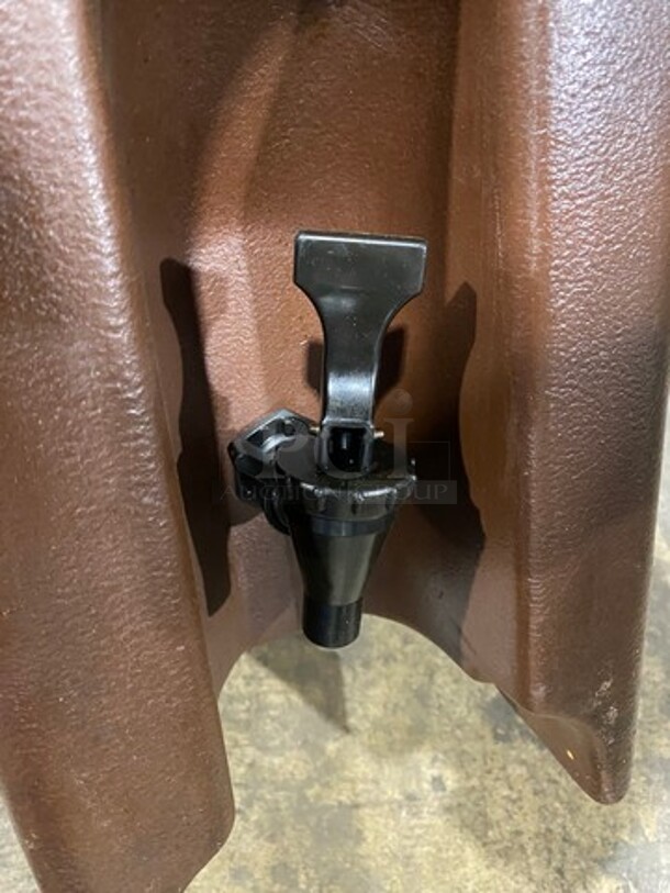 Cambro Insulated Beverage Dispenser/ Holder! With Side Handles! With Lid! - Image 4 of 5