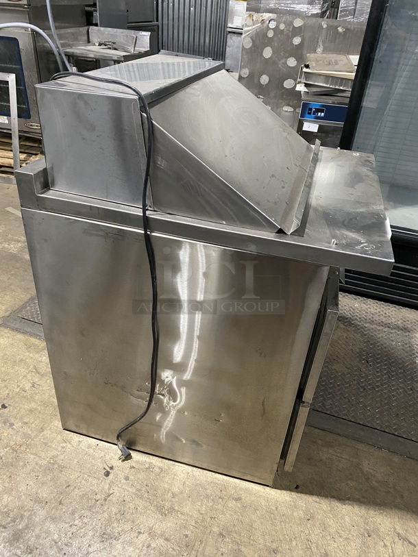 Nice! Randell Refrigerated 2 Drawer Bain Marie/Sandwich Prep Table! Model 9412-32D-7M Serial T000053847! 115V 1 Phase! On Casters! - Image 4 of 8