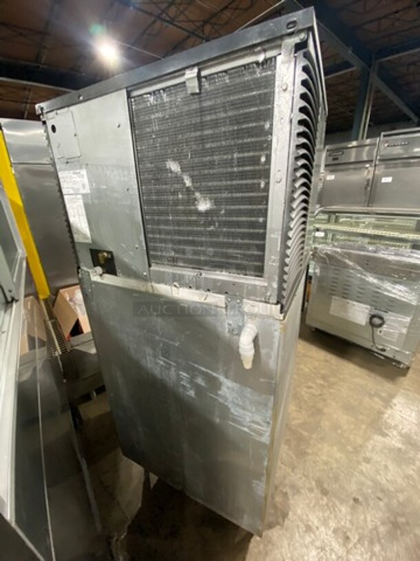 Manitowoc Commercial Ice Making Machine! With Commercial Ice Bin Underneath! All Stainless Steel! Model ID0502A161D Serial 1120025579! 115V 1Phase! On Legs! - Image 4 of 9
