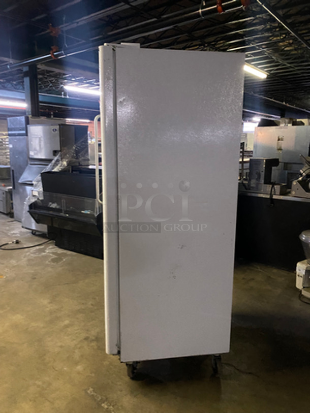 Summit Commercial Single Door Refrigerator! With Poly Coated Racks And Shelves! On Casters! Model: SCUR20 SN: 2007020792 120V 60HZ - Image 3 of 9