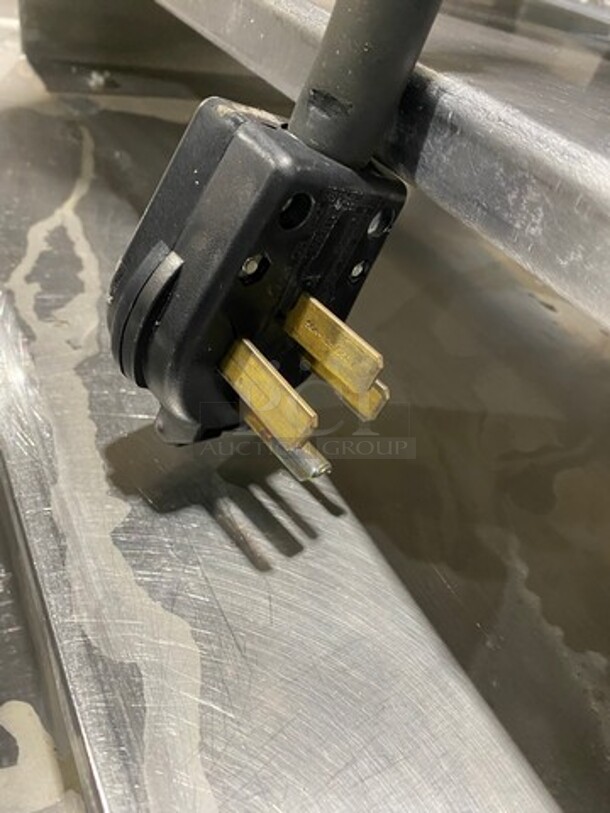 GREAT! Groen Commercial Electric Powered Tilting Soup Kettle! On Equipment Stand! All Stainless Steel! On Legs!  Model: TDB40 SN: 86389 & SN: 86387 208V 60HZ 3 Phase - Image 11 of 12