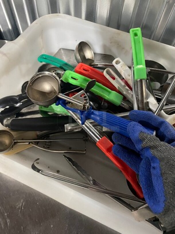 ALL ONE MONEY! Assorted Kitchen Supplies! Spatulas, Scoops, Ladles, & More! - Image 5 of 6