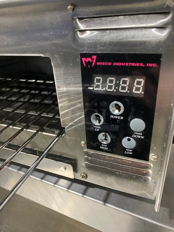 Wisco Commercial Countertop Electric Powered Pizza! MODEL 425C SN:J033841 120V - Image 7 of 9