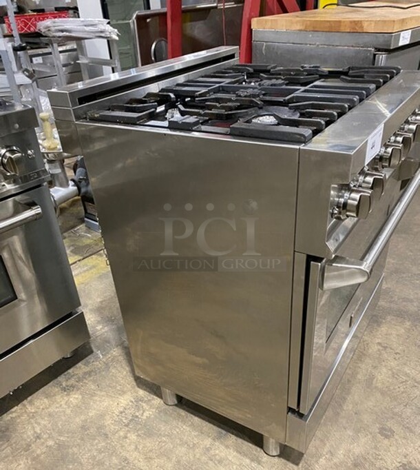 Zline Commercial Gas Powered 4 Burner Stove! With Oven Underneath! Stainless Steel! On Legs! MODEL RG30 SN:20062976049 120V  - Image 4 of 10