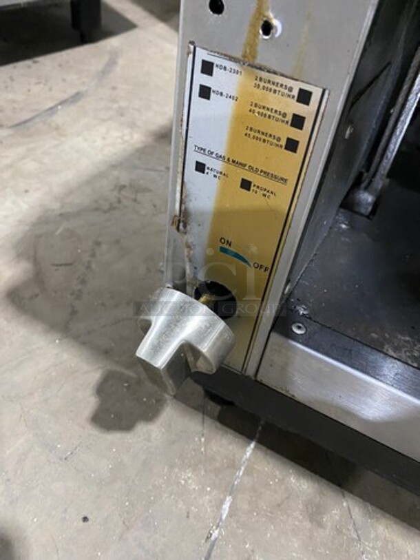 American Master Commercial Natural Gas Powered Countertop Flat Top Griddle And Cheese Melter Combo! With Back And Side Splashes! All Stainless Steel! - Image 9 of 9