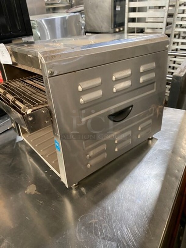 Waring Commercial Countertop Conveyor Toaster Oven! All Stainless Steel! 120V - Image 3 of 6