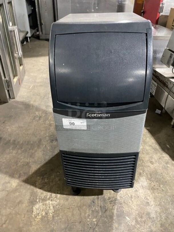 Scotsman Commercial Ice Maker Machine! On Legs! Model: CU0415MA1A SN: 19011320015500 115V 60HZ 1 Phase - Image 1 of 7