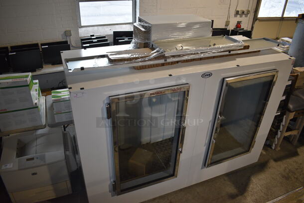 BRAND NEW SCRATCH AND DENT! 2022 Leer L100UAGP Metal Commercial Bagged Ice Freezer Merchandiser. Front Glass on Left Side Is Missing. 115 Volts, 1 Phase. 94x39x78. Tested and Working! - Image 2 of 12