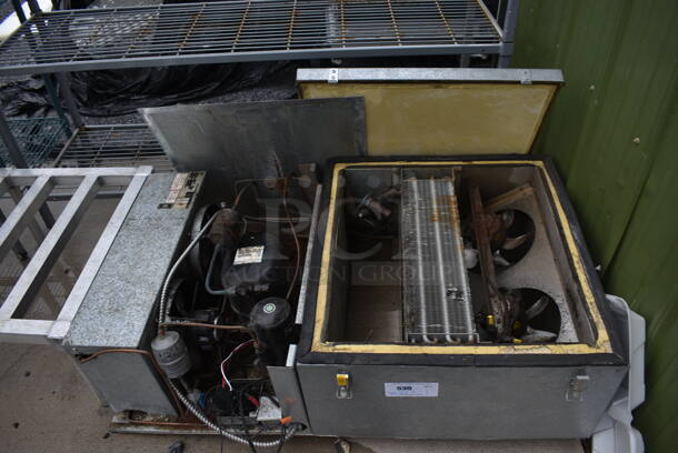 Norlake 6'x6'x7.5' SELF CONTAINED Walk In Freezer Box w/ Floor, Copeland Model JRF4-0050-IAA-958 Compressor and Norlake Model CPB0501C Condenser. Picture of the Unit Before Removal Is Included In the Listing. 115 Volts, 1 Phase. - Image 5 of 8